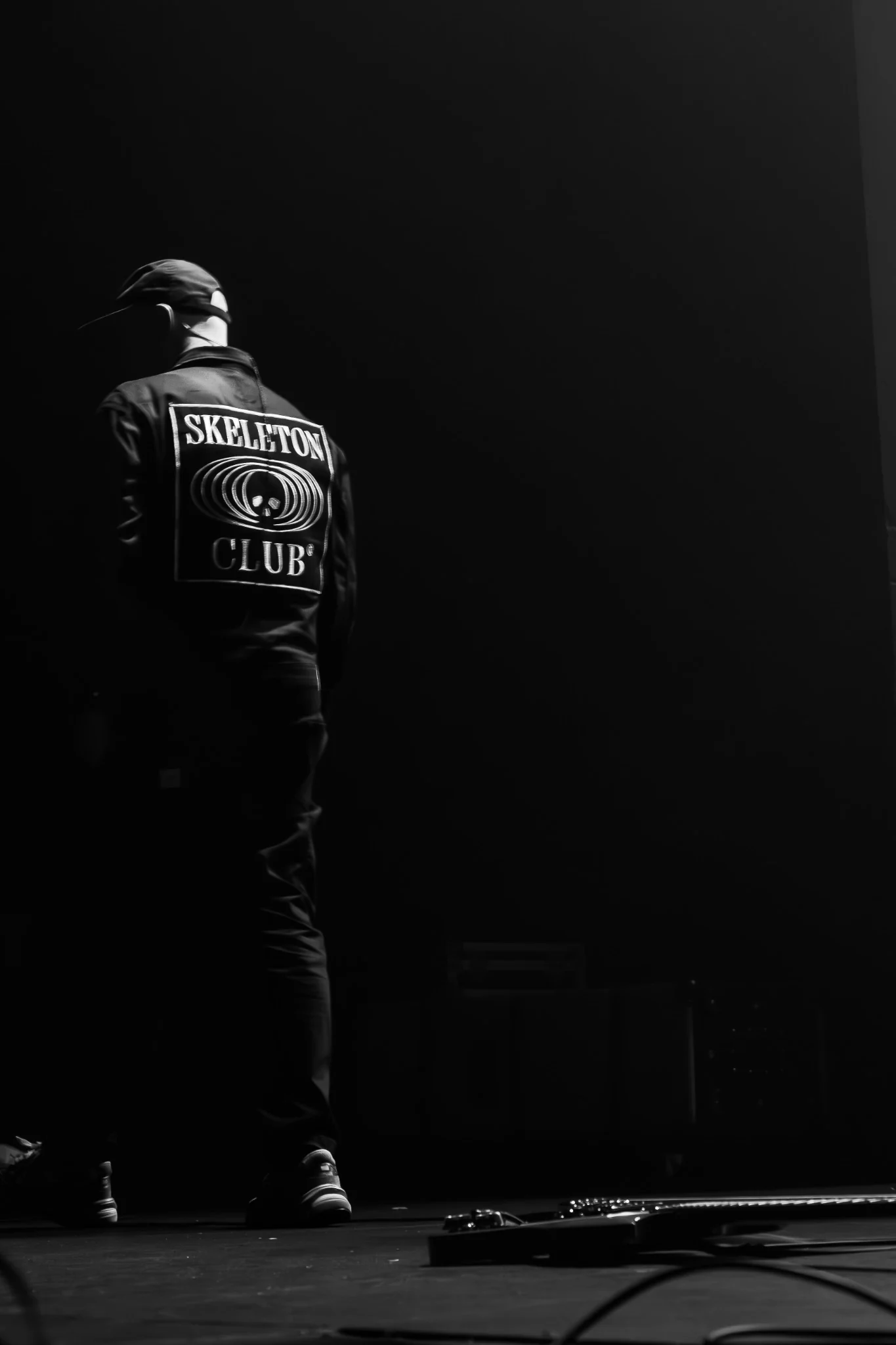 Between Songs, atmosphere photograph