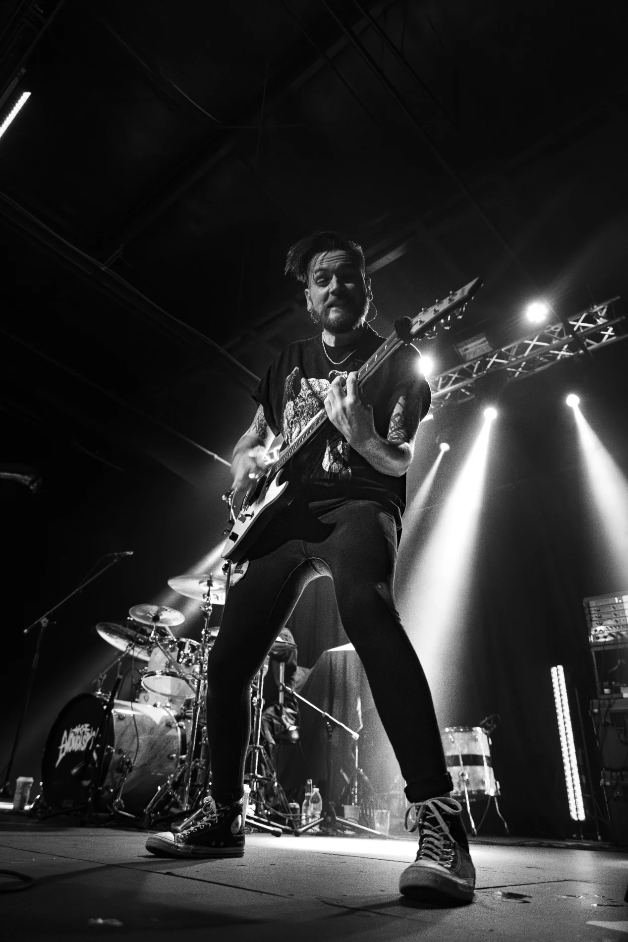 No Holding Back, live photograph